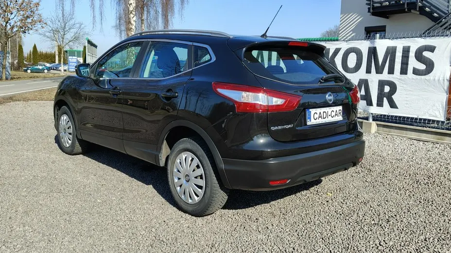 NISSAN Qashqai -