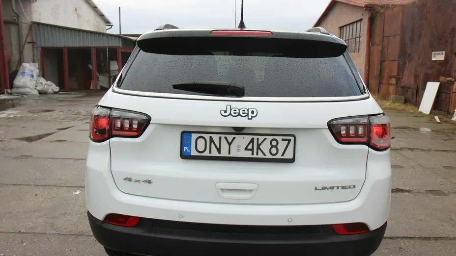 JEEP Compass -