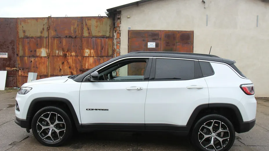 JEEP Compass -