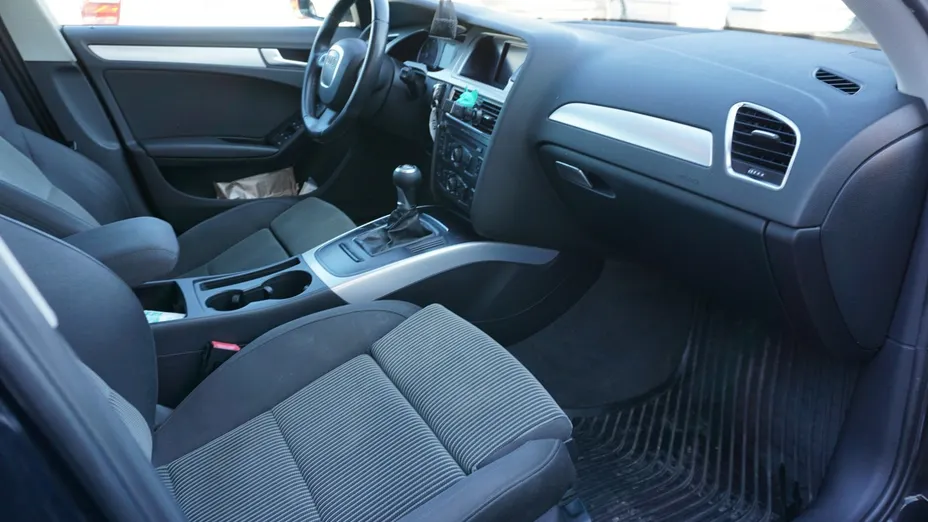 AUDI A4 Avant -