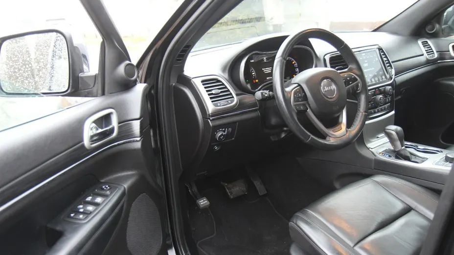 JEEP Grand Cherokee -