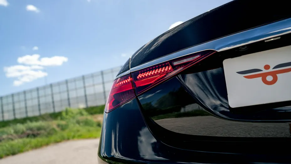 MERCEDES-BENZ S Klasa -