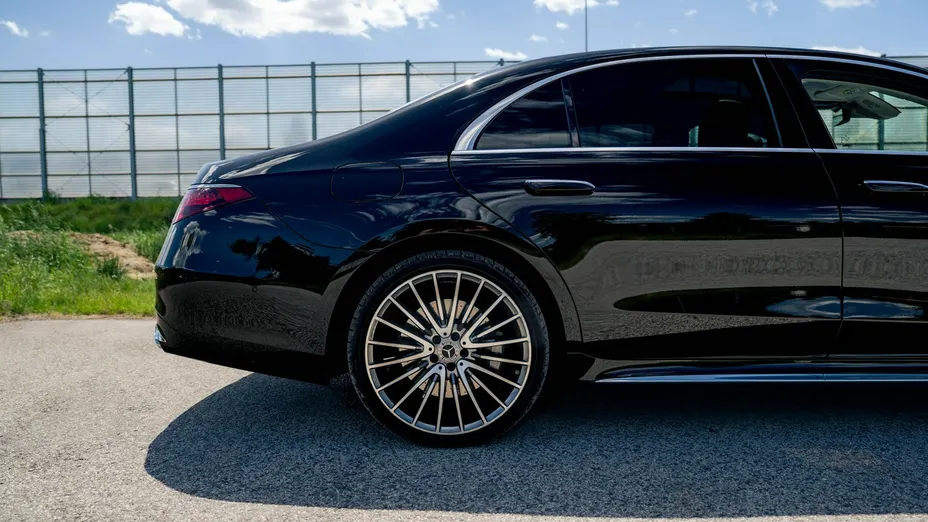 MERCEDES-BENZ S Klasa -