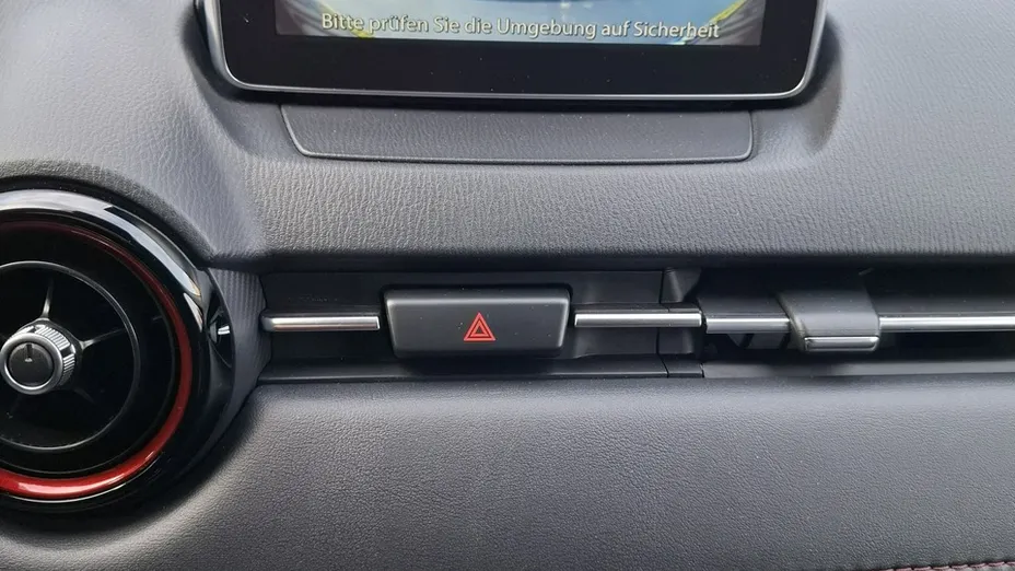MAZDA CX-3 -