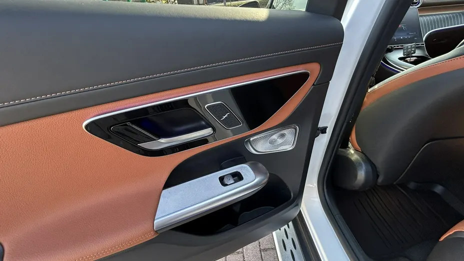 MERCEDES-BENZ GLC -