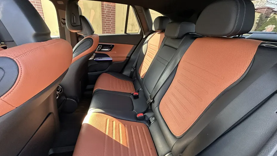 MERCEDES-BENZ GLC -