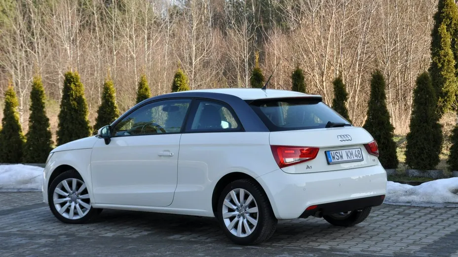 AUDI A1 -