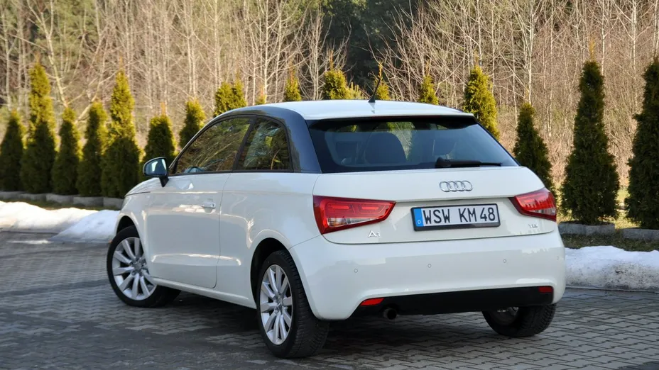 AUDI A1 -