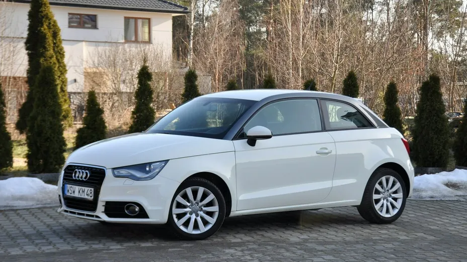 AUDI A1 -