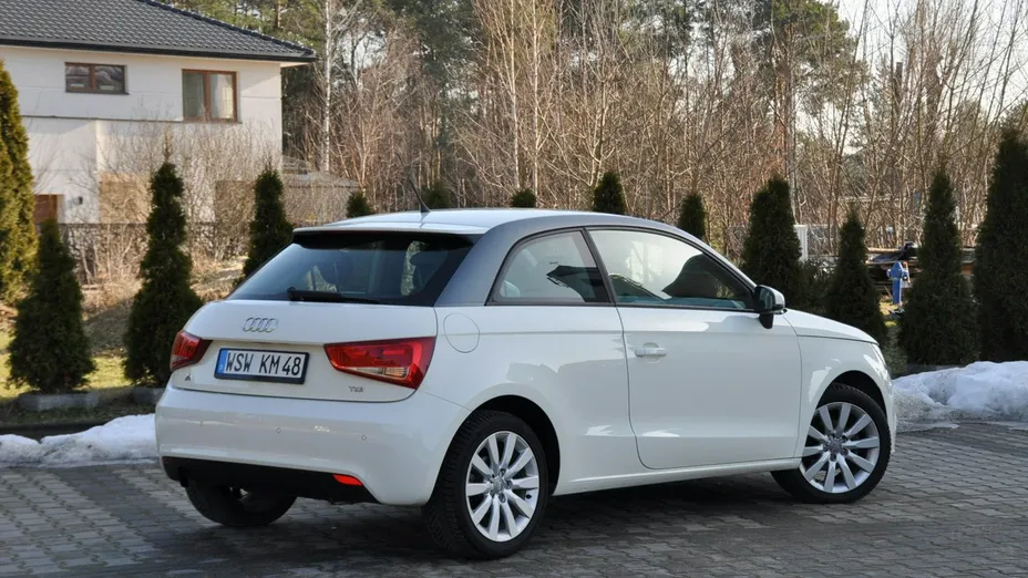 AUDI A1 -