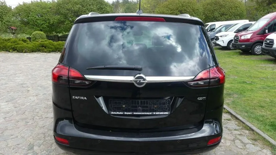 OPEL Zafira -