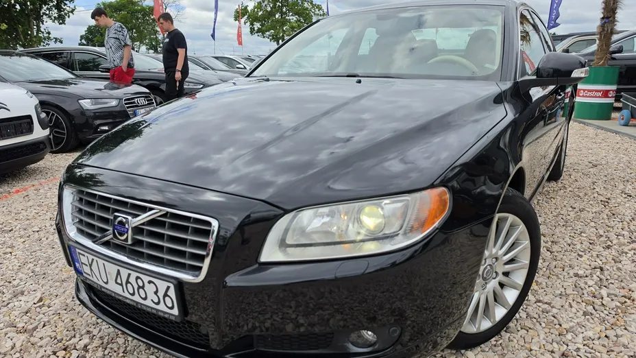 VOLVO S80 -