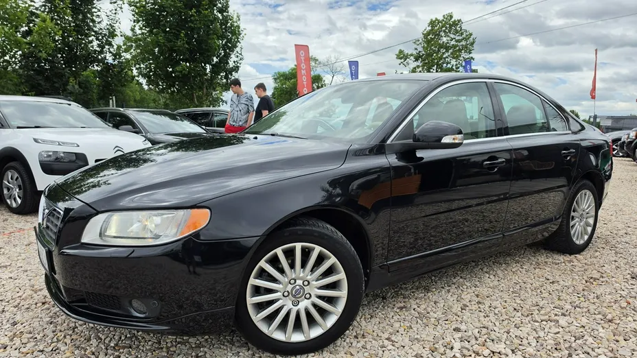 VOLVO S80 -