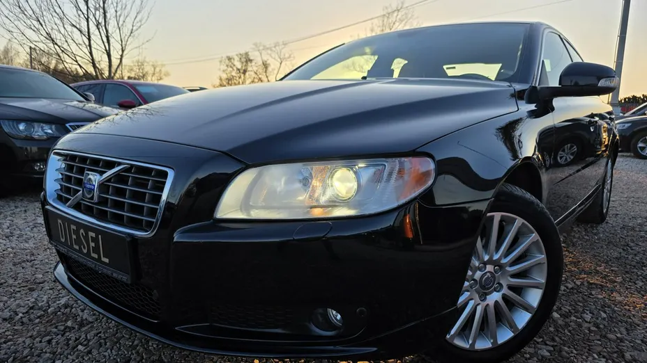 VOLVO S80 -