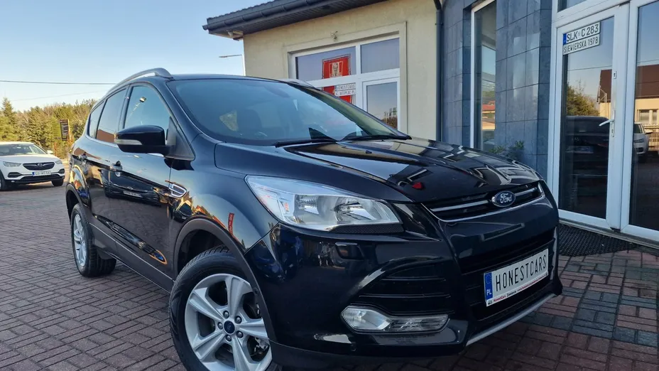 FORD Kuga -