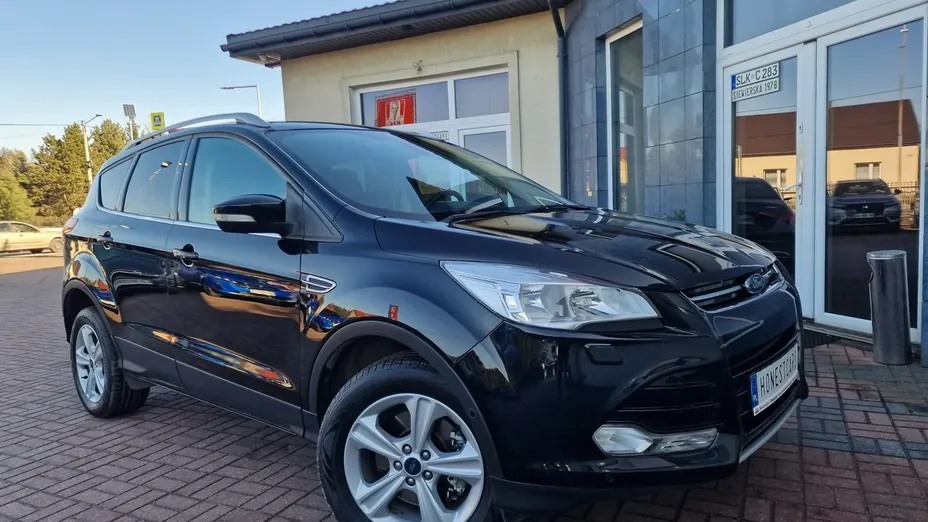 FORD Kuga -