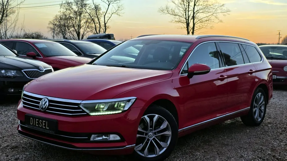VOLKSWAGEN Passat -