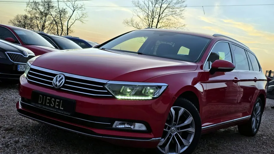 VOLKSWAGEN Passat -