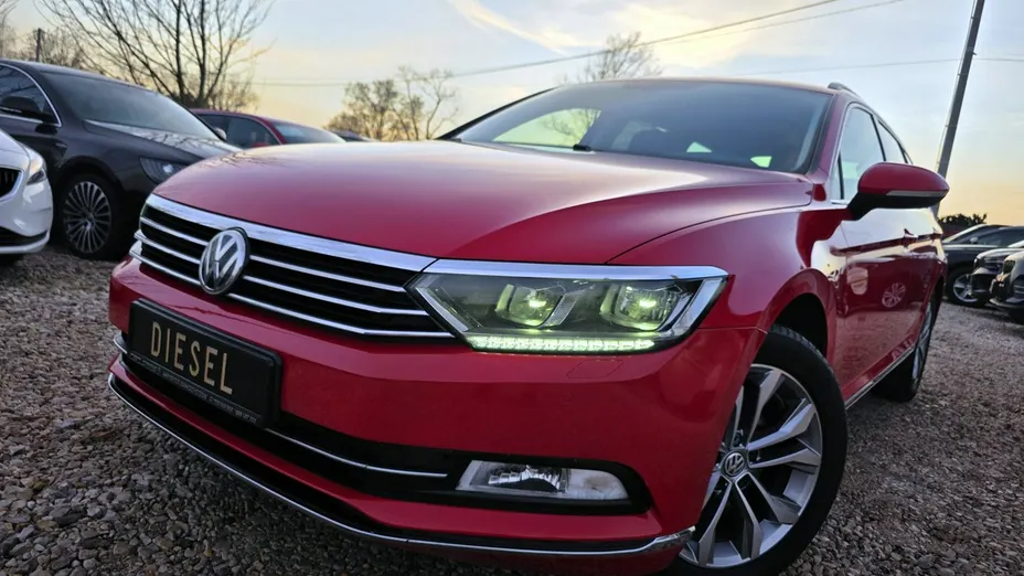 VOLKSWAGEN Passat -