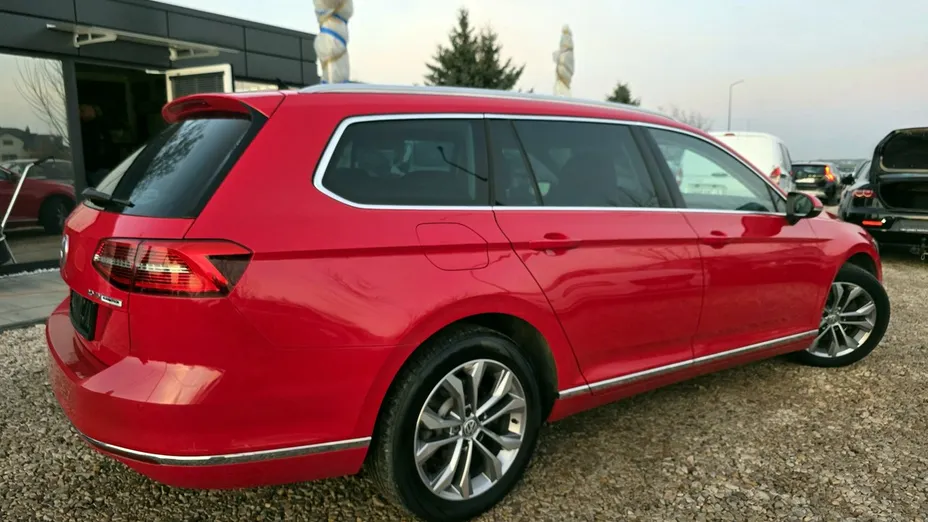 VOLKSWAGEN Passat -