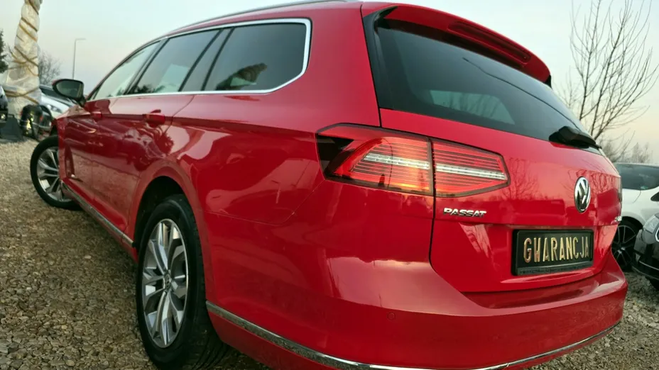 VOLKSWAGEN Passat -