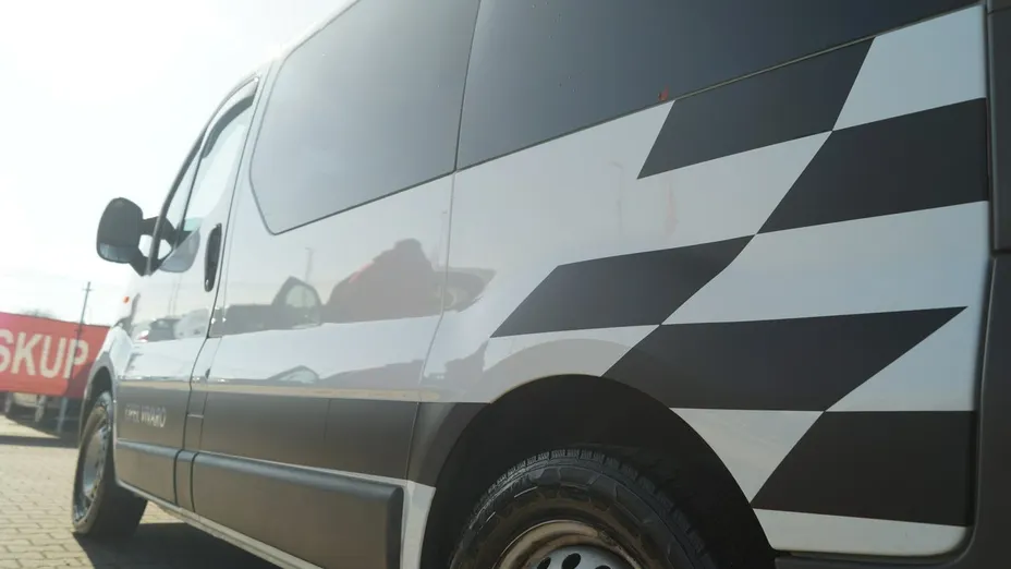 OPEL Vivaro -