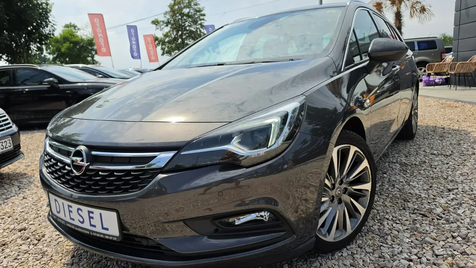 OPEL Astra -