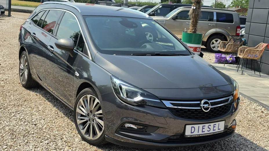 OPEL Astra -