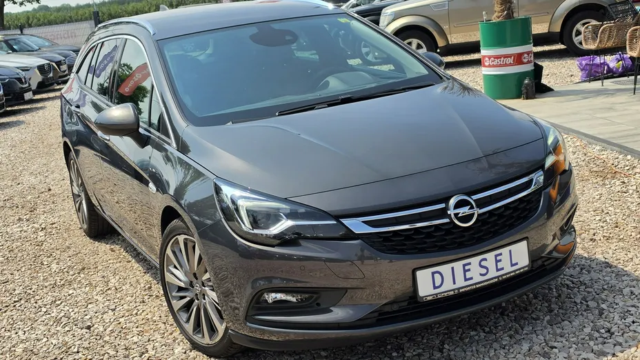 OPEL Astra -
