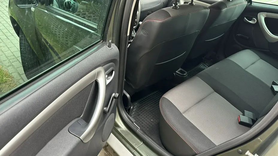 DACIA Duster -