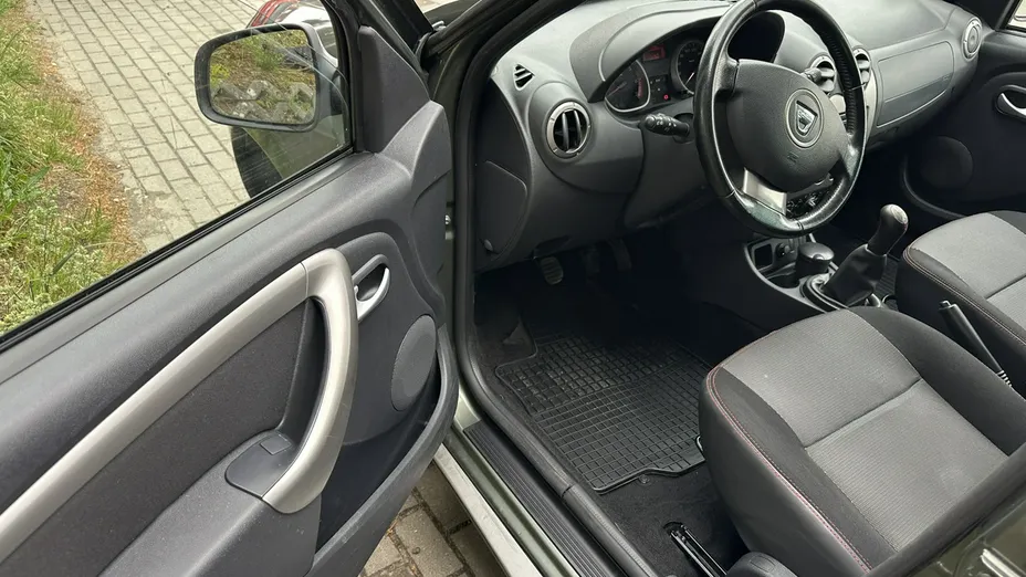 DACIA Duster -