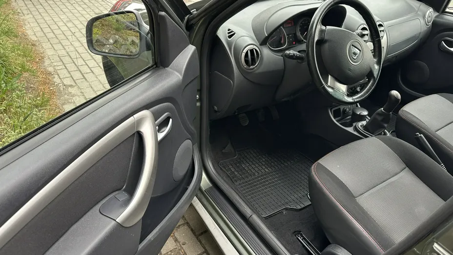 DACIA Duster -