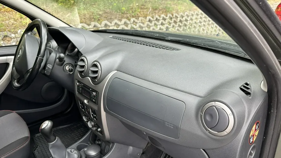 DACIA Duster -
