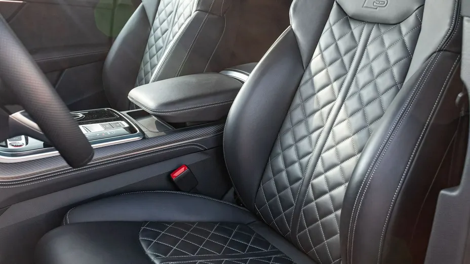 AUDI SQ8 -