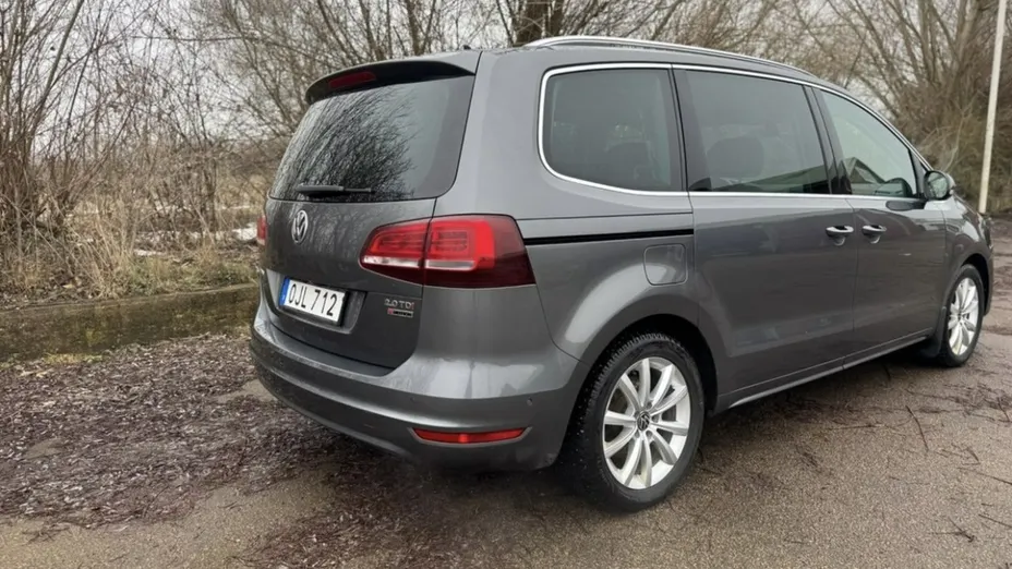 VOLKSWAGEN Sharan -