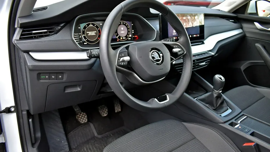SKODA Octavia -