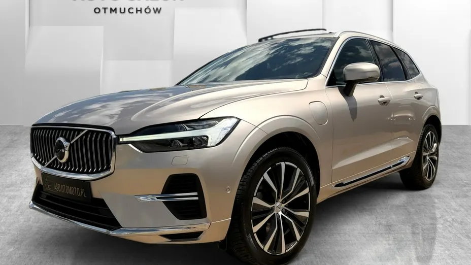 VOLVO XC60 -