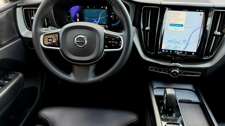 VOLVO XC60 -