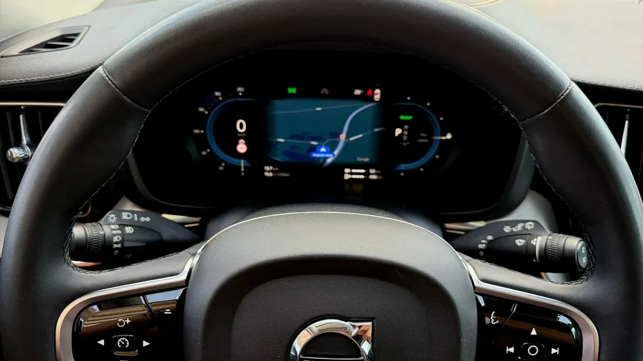 VOLVO XC60 -