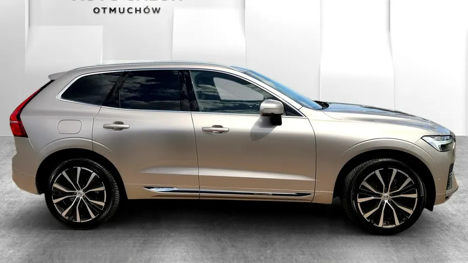 VOLVO XC60 -