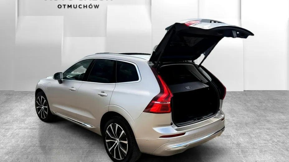 VOLVO XC60 -