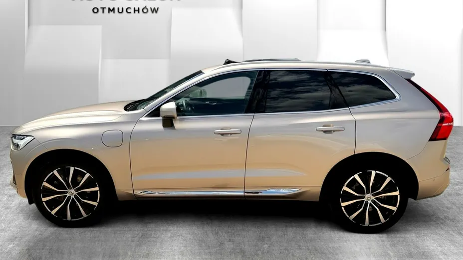 VOLVO XC60 -
