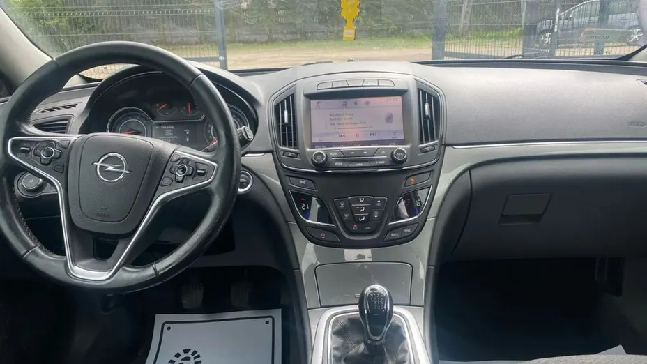 OPEL Insignia -