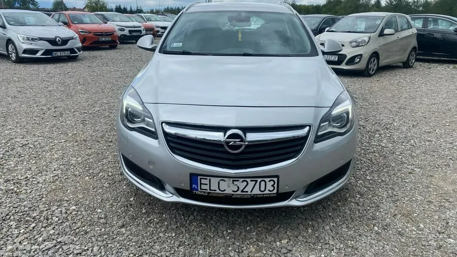 OPEL Insignia -