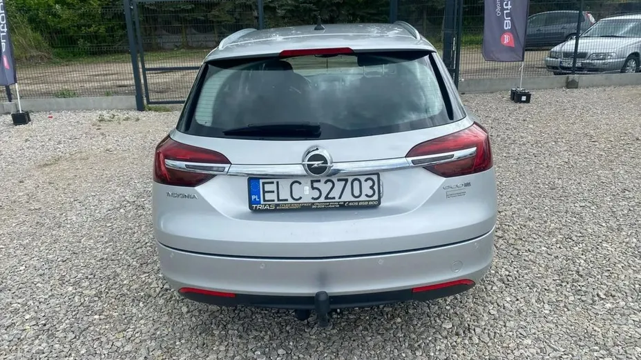 OPEL Insignia -