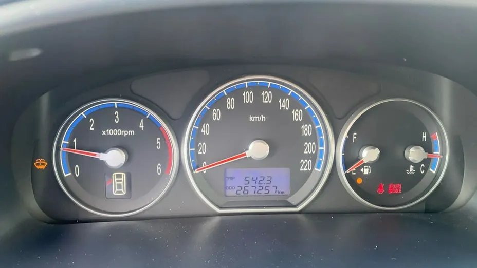 HYUNDAI Santa Fe -