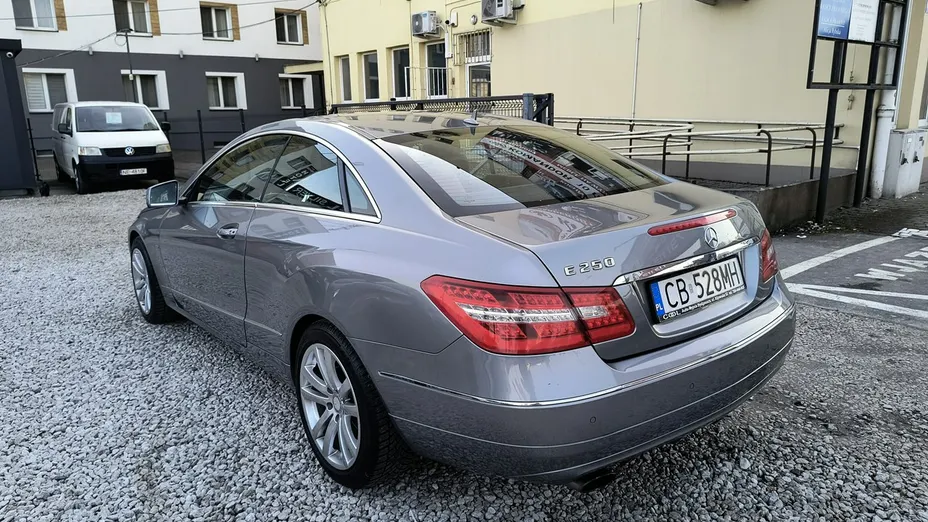 MERCEDES-BENZ E Klasa -