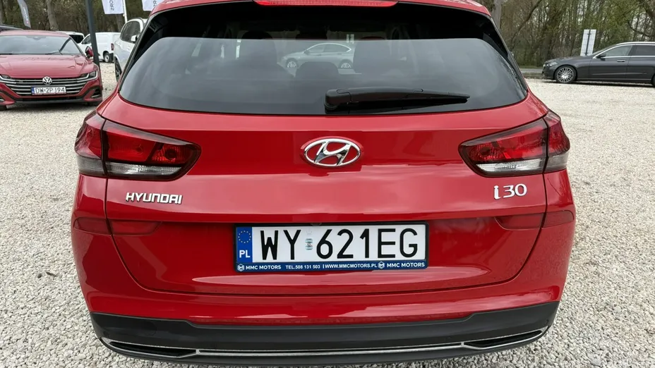 HYUNDAI i30 -