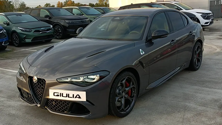 ALFA ROMEO Giulia -