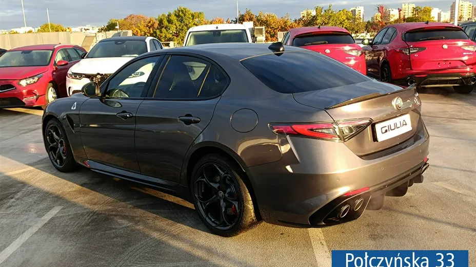 ALFA ROMEO Giulia -